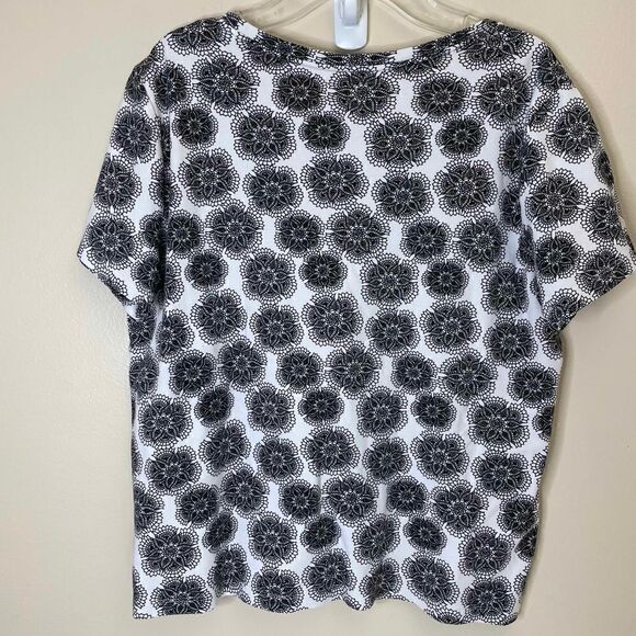 White Stag| 100% Cotton| Large - Picture 9 of 10